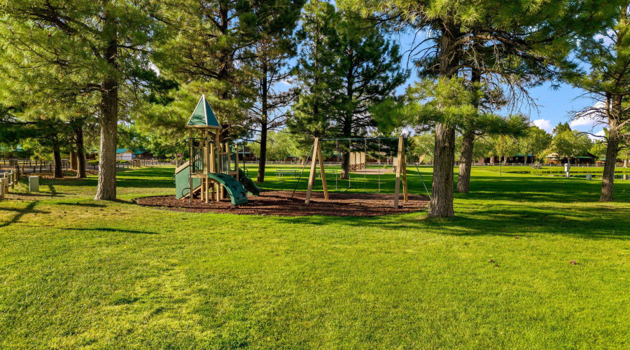 CHILDRENS PLAY AREA