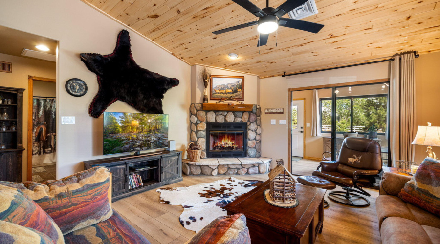 GREAT ROOM