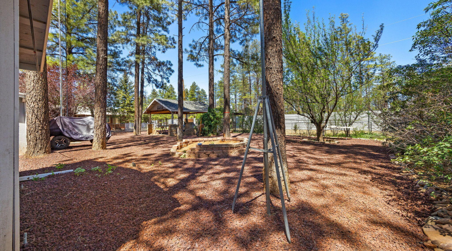 5373 Scotts Drive, Lakeside