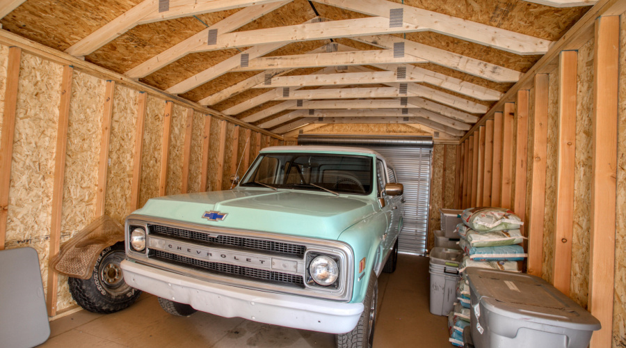 Garage/Shed