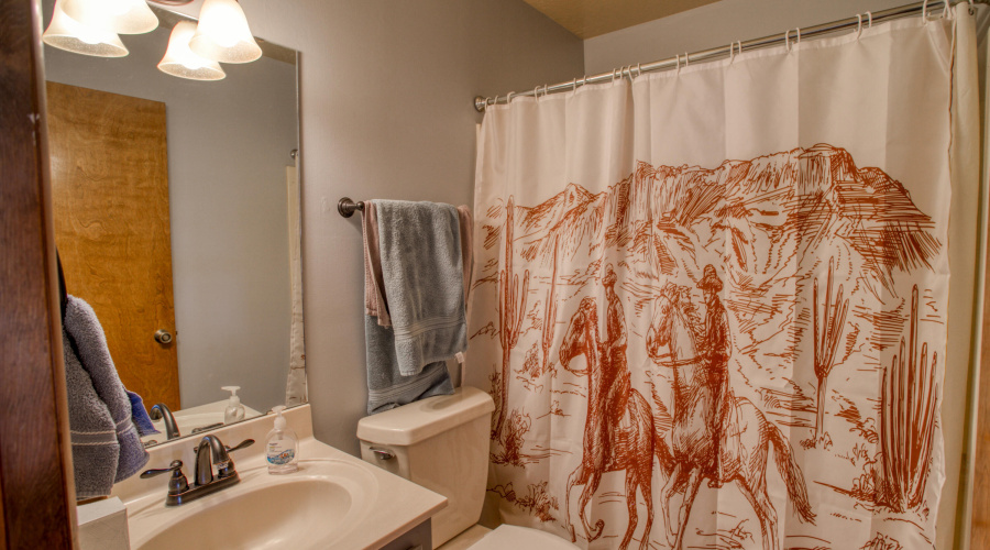 26 Palomino Place, Vernon, AZ 85940