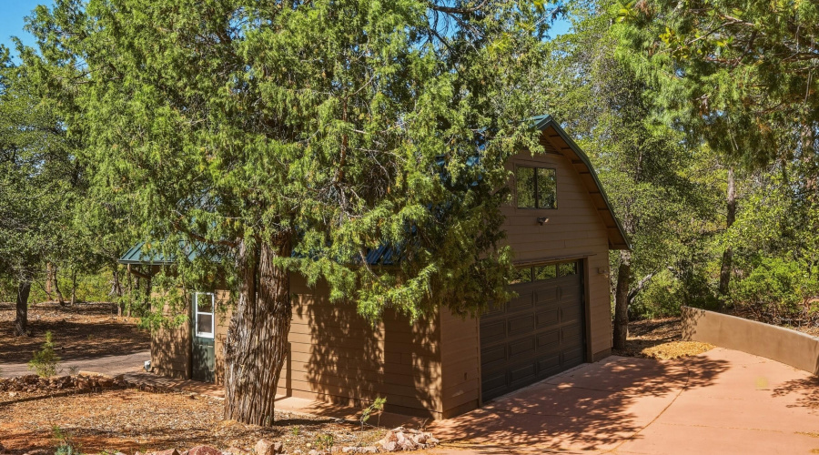2 Car Garage