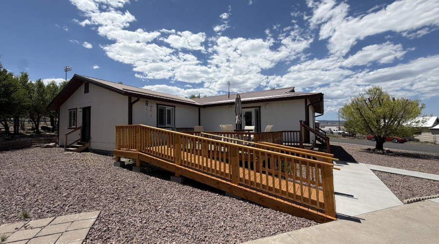 232 S. Hopi Street, Springerville, AZ