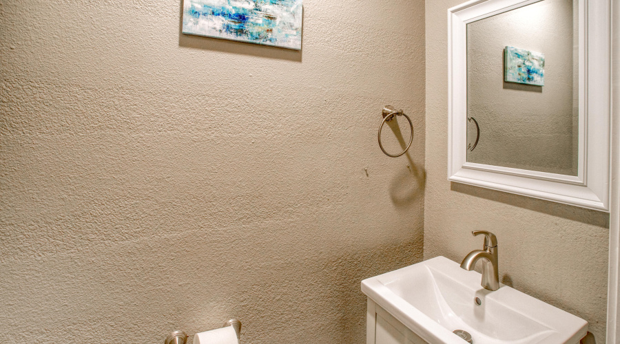 Guest Half Bath