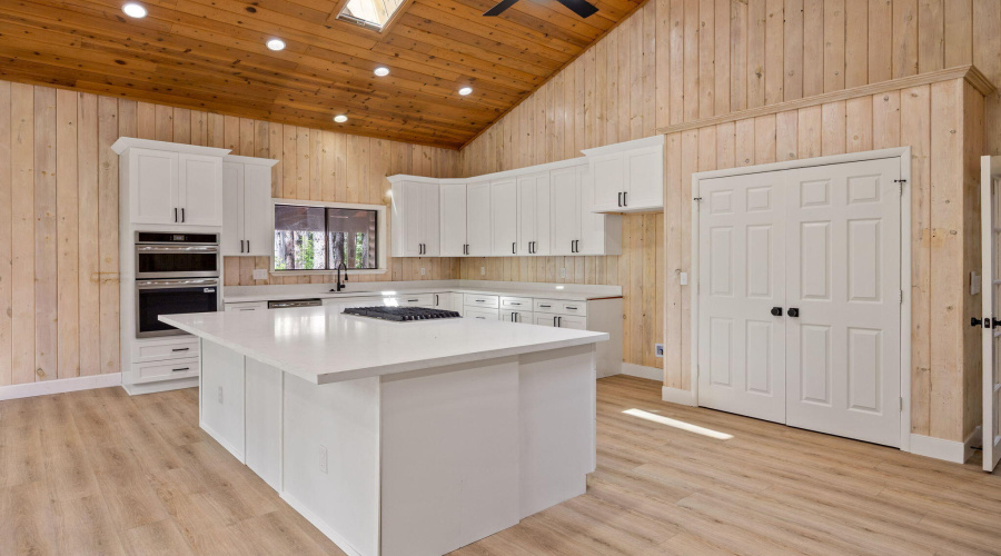 8424AlchesayDr-Pinetop-AZ-8