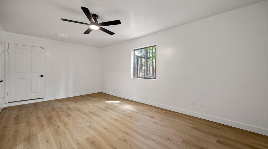 8424AlchesayDr-Pinetop-AZ-13