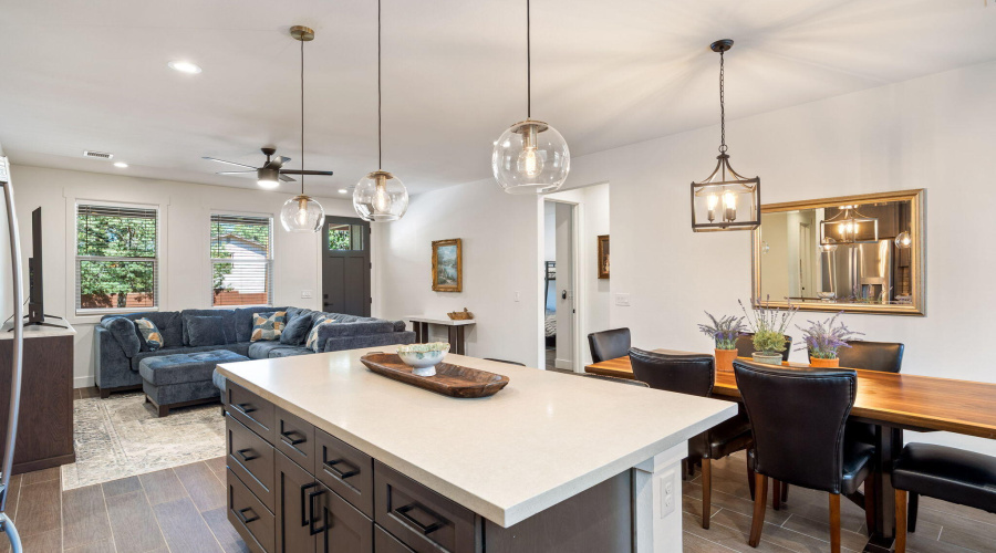 Kitchen/Living Room