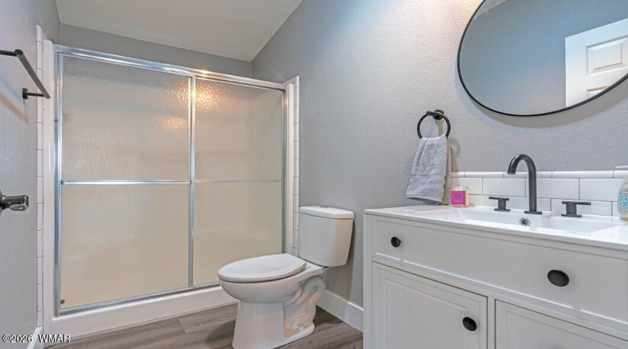 2nd full Bathroom