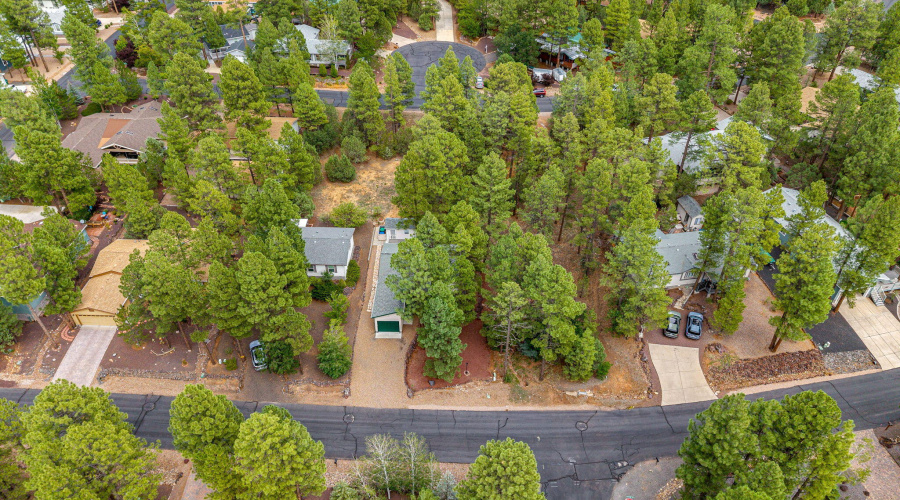 1060 S Hacienda Pines
