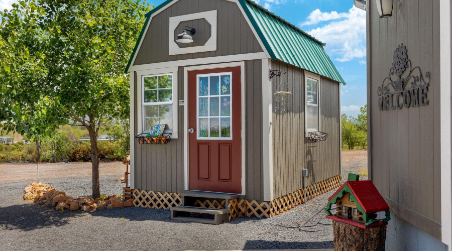 She shack or man cave