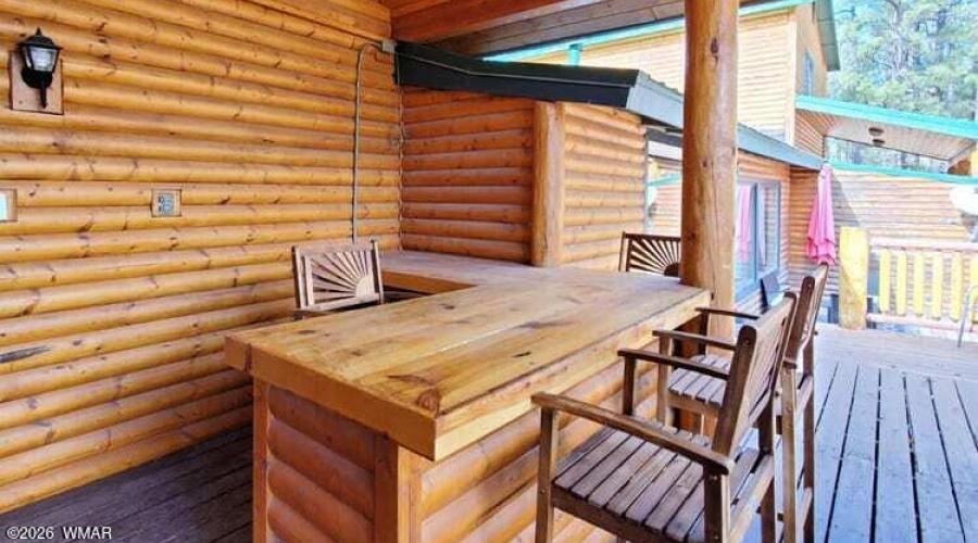 CABIN 82 BACK DECK 5